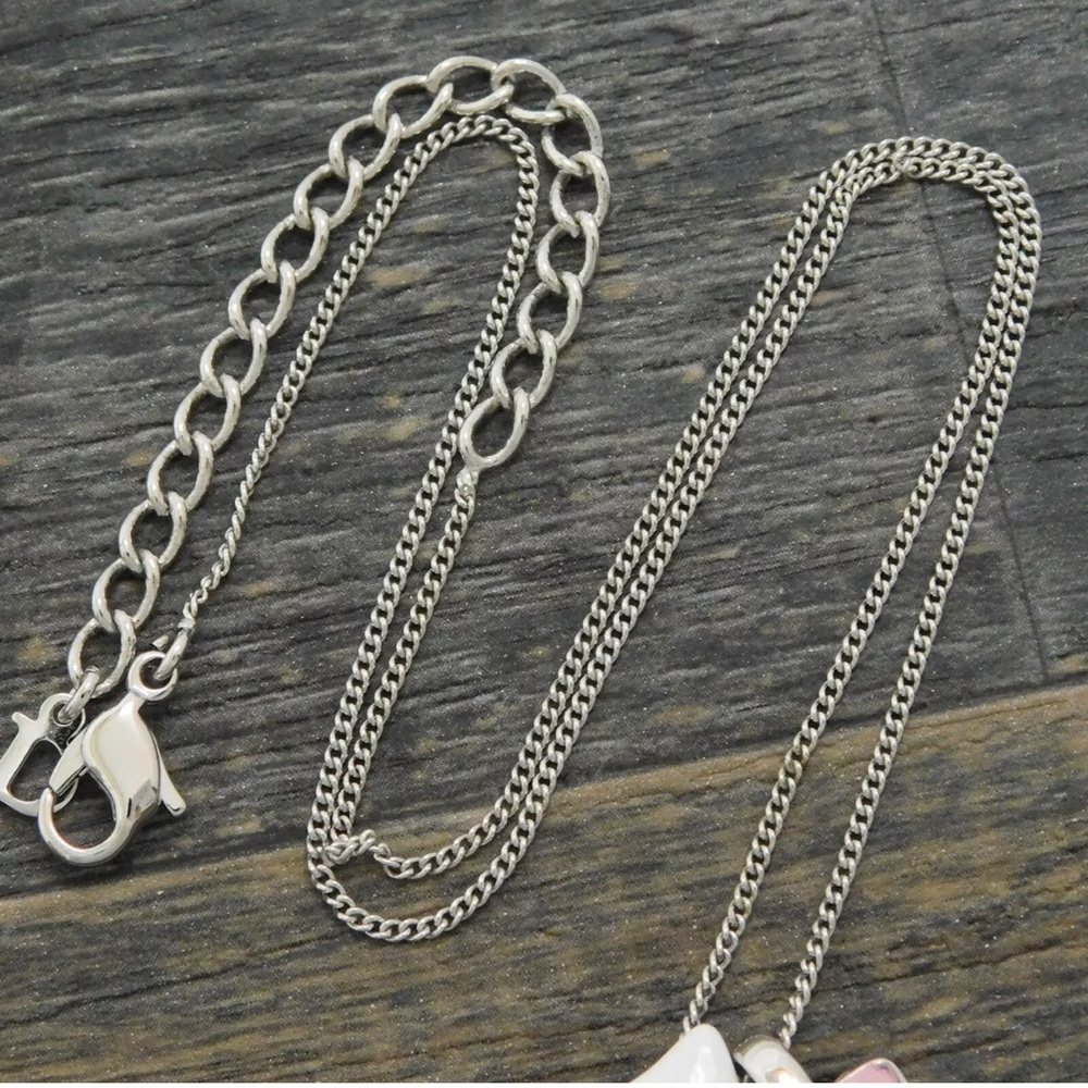 đŻAUTH NEW CHRISTIAN DIOR RARE NECKLACE VTG WHITE FLOWER TROTTER 2 PENDENT SET - Picture 5 of 8
